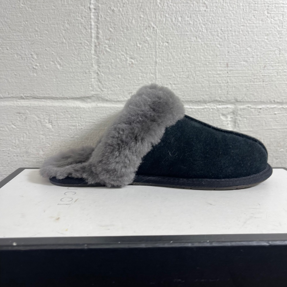 UGG Scuffette II 1106872 Black Gray Suede Slippers Slip On Women's 7 US/5 UK